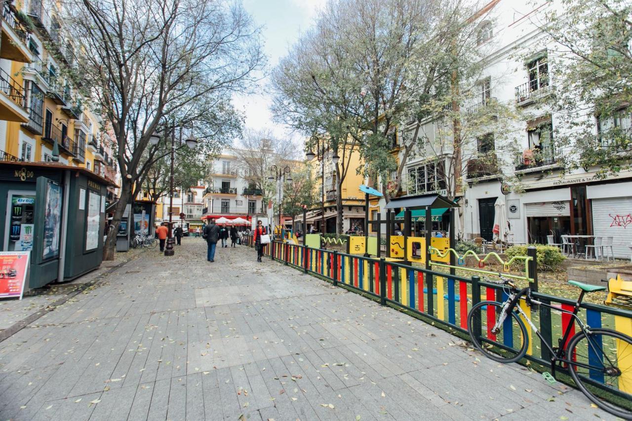 Plaza del Buen Suceso  Apartment Sevilla Bagian luar foto