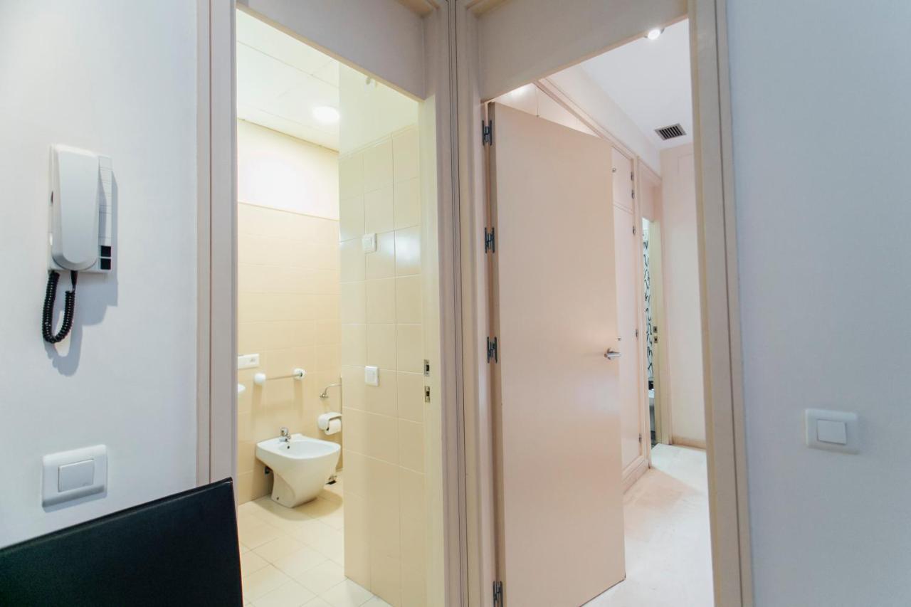 Plaza del Buen Suceso  Apartment Sevilla Bagian luar foto
