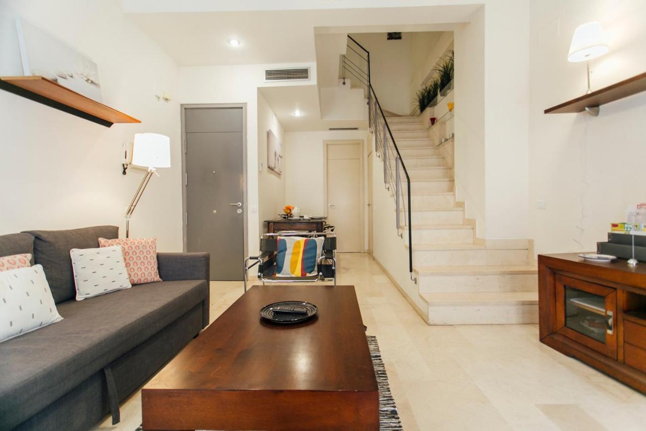 Plaza del Buen Suceso  Apartment Sevilla Bagian luar foto