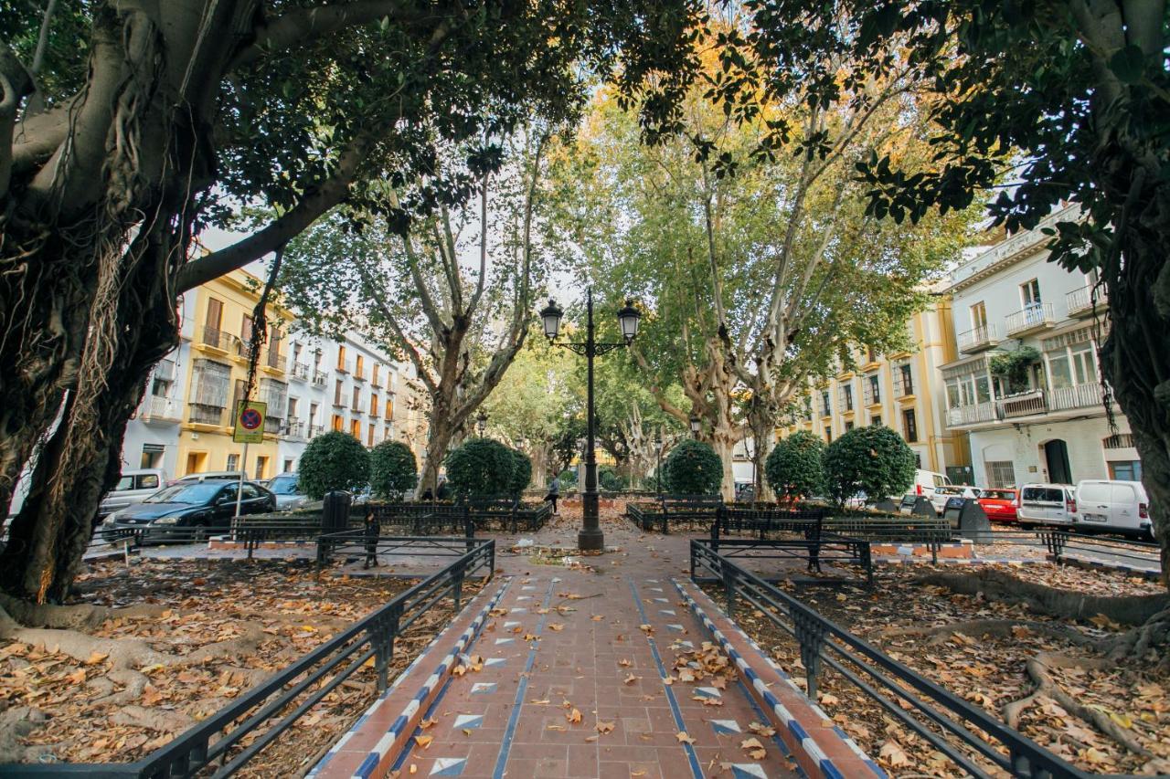 Plaza del Buen Suceso  Apartment Sevilla Bagian luar foto