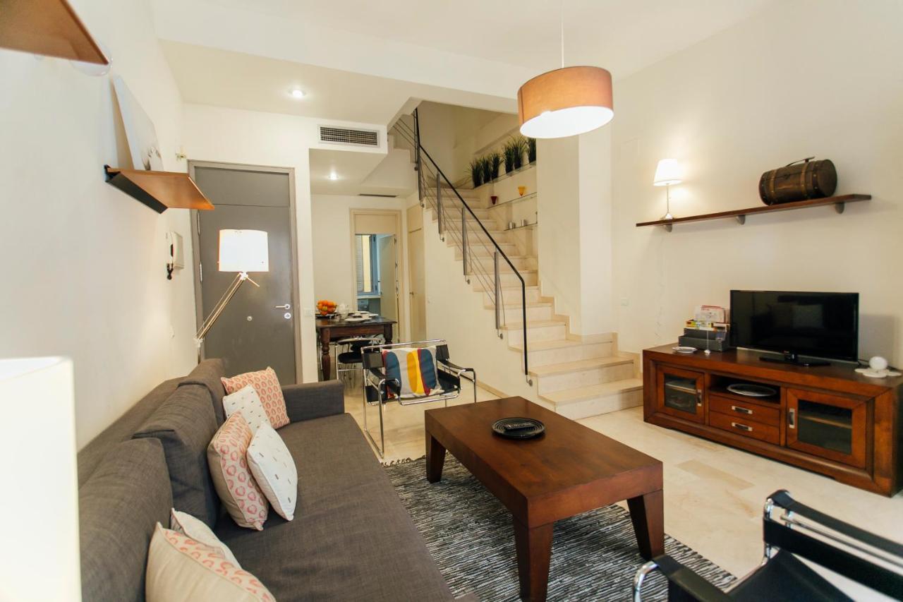 Plaza del Buen Suceso  Apartment Sevilla Bagian luar foto