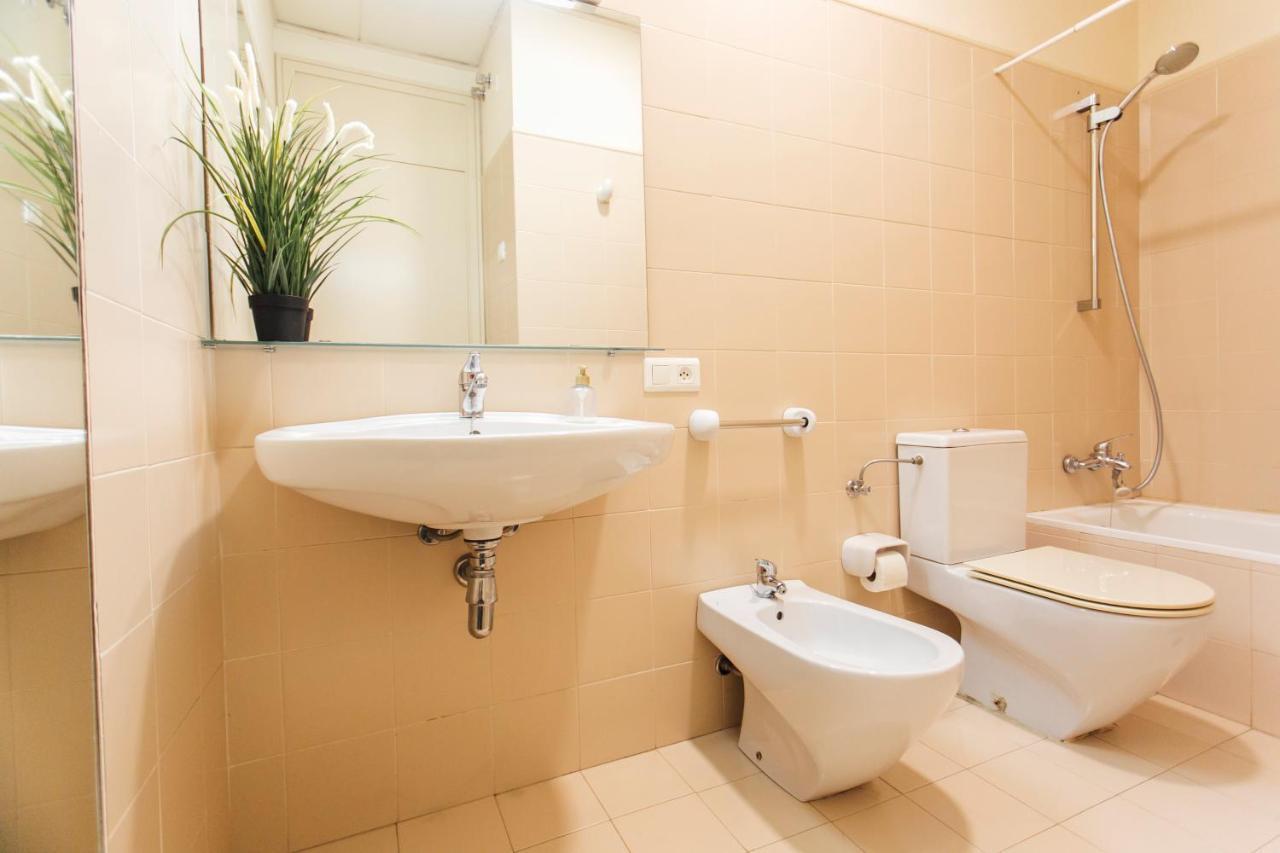 Plaza del Buen Suceso  Apartment Sevilla Bagian luar foto