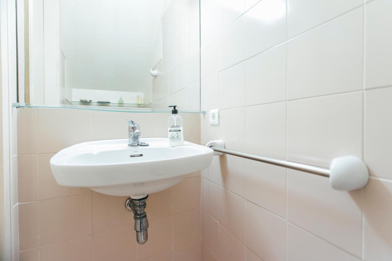 Plaza del Buen Suceso  Apartment Sevilla Bagian luar foto